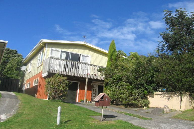 Photo of property in 9 Quinn Grove, Ranui, Porirua, 5024