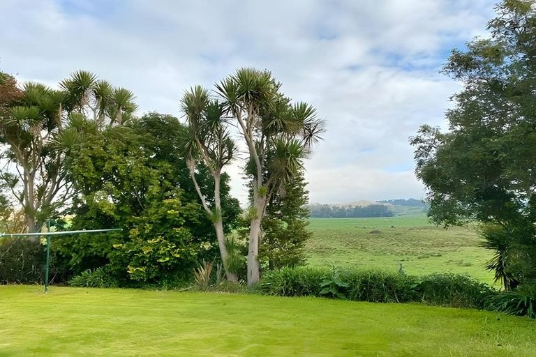 Photo of property in 11 Ayrshire Drive, Grandview Heights, Hamilton, 3200