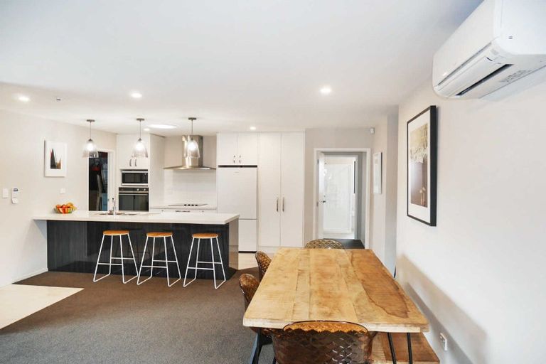 Photo of property in 32 Karere Avenue, Marshland, Christchurch, 8083