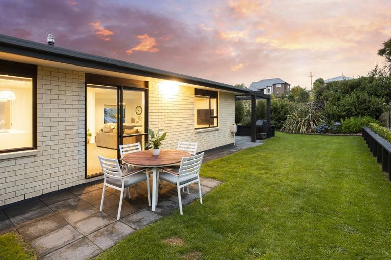 Photo of property in 32 Precelly Street, Allanton, Mosgiel, 9092