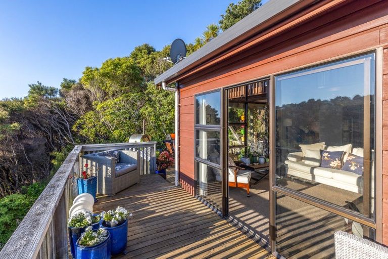 Photo of property in 72 Leeward Drive, Whitby, Porirua, 5024