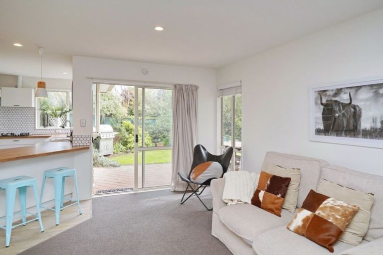 Photo of property in 1 Manahi Place, Woodend, 7610