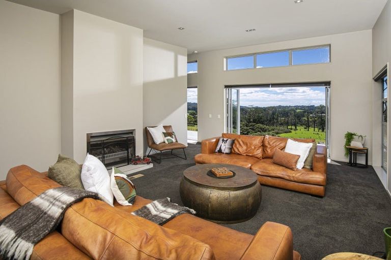 Photo of property in 51 Edward Jonkers Drive, Riverhead, Albany, 0793