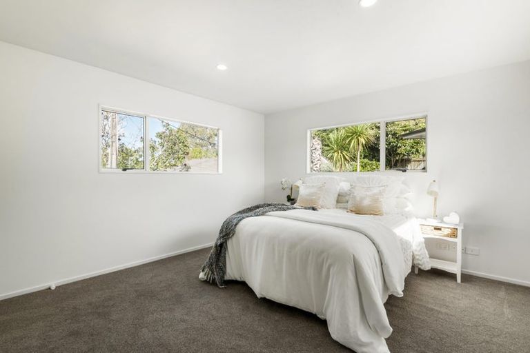 Photo of property in 1/137 Nile Road, Milford, Auckland, 0620