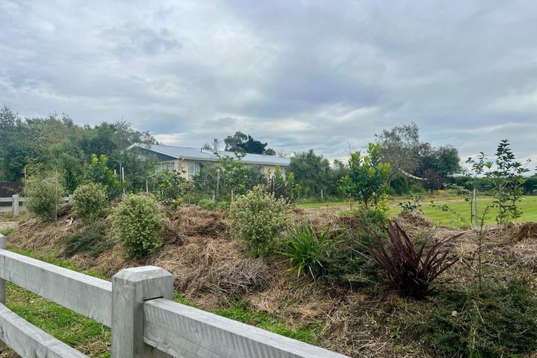 Photo of property in 62 Timaru Road, Waimate, 7924