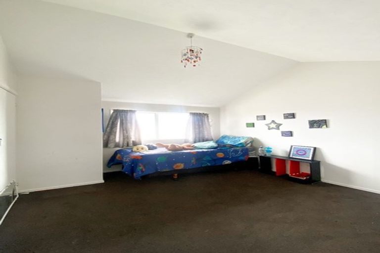 Photo of property in 3 Marriotts Road, North New Brighton, Christchurch, 8083