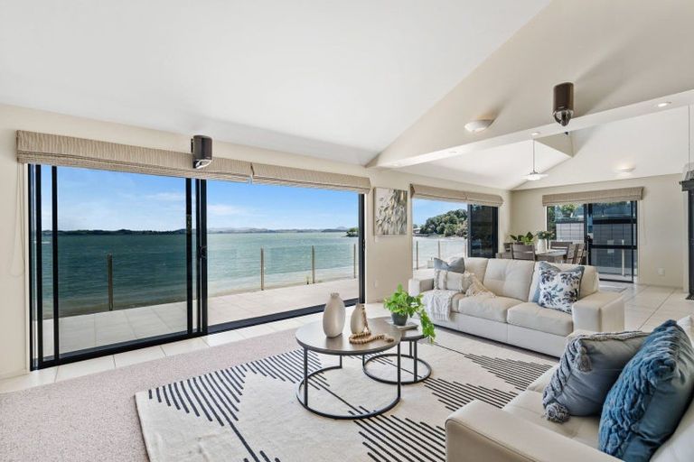 Photo of property in 42 Manganese Point Road, Tamaterau, Whangarei, 0174