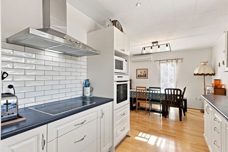 Photo of property in 56 Glenross Street, Glenross, Dunedin, 9011