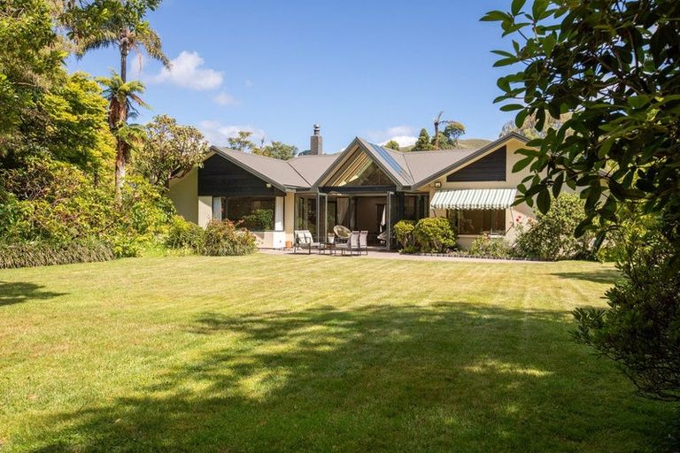 Photo of property in 459 Te Moana Road, Waikanae, 5036