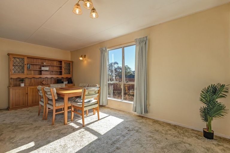 Photo of property in 38 Acacia Street, Kelvin Grove, Palmerston North, 4414