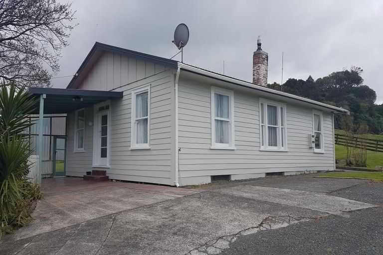 Photo of property in 1883 Whangarei Heads Road, Whangarei Heads, 0174