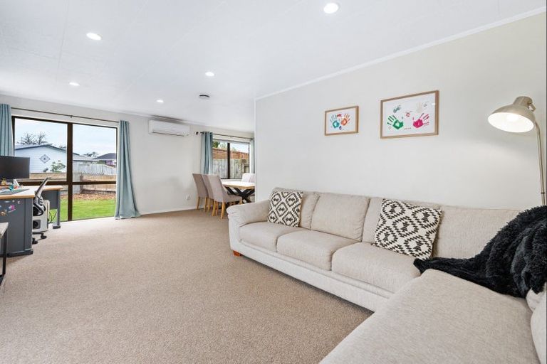 Photo of property in 7 Cargill Grove, Kelvin Grove, Palmerston North, 4414
