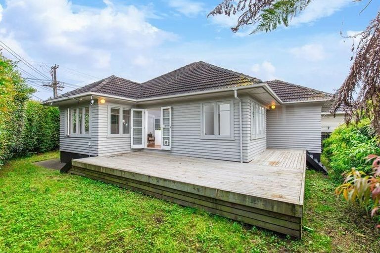 Photo of property in 94 Abbotts Way, Remuera, Auckland, 1050