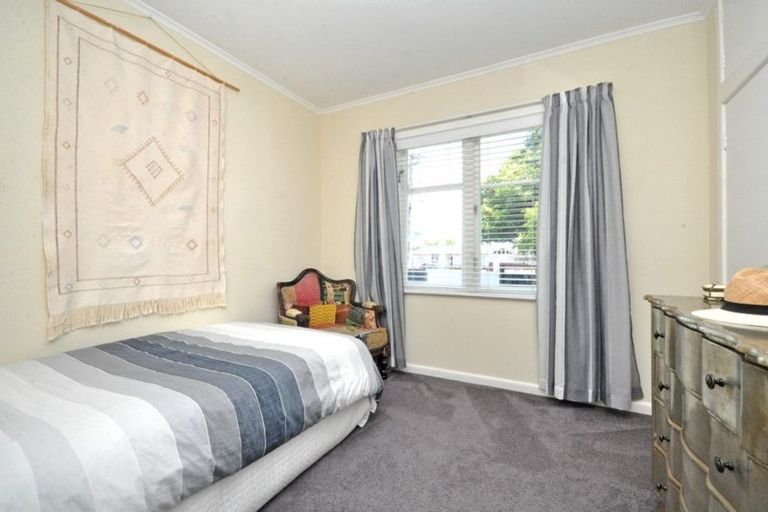 Photo of property in 41b Wallace Road, Mangere Bridge, Auckland, 2022
