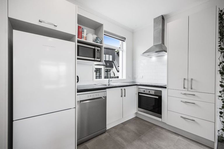 Photo of property in 25 Marine Parade, Hobsonville, Auckland, 0616