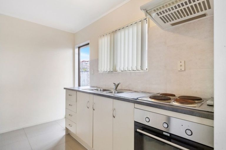 Photo of property in 29 Greenstone Place, Clover Park, Auckland, 2019