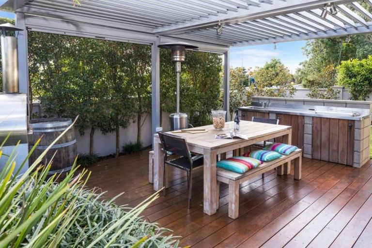 Photo of property in 170a Ridge Road, Howick, Auckland, 2014