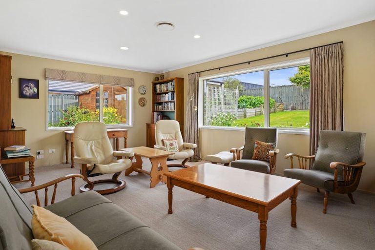 Photo of property in 4/61 Osborne Road, Amberley, 7410