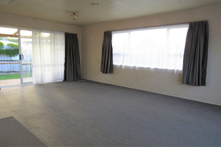 Photo of property in 43 Kirk Crescent, Kawerau, 3127