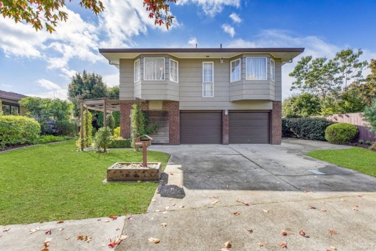 Photo of property in 19 Westholm Way, Pahurehure, Papakura, 2113