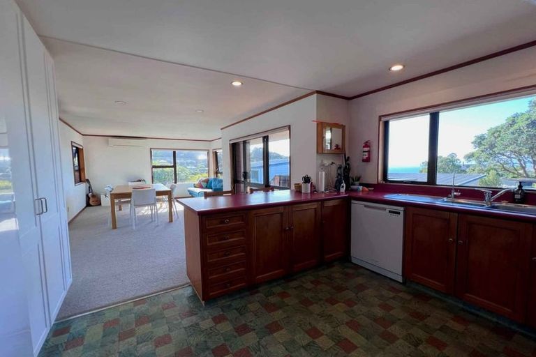 Photo of property in 8 Pukerua Beach Road, Pukerua Bay, 5026
