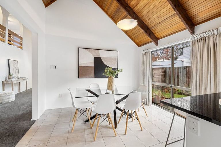 Photo of property in 4 Cullahill Street, Harewood, Christchurch, 8051