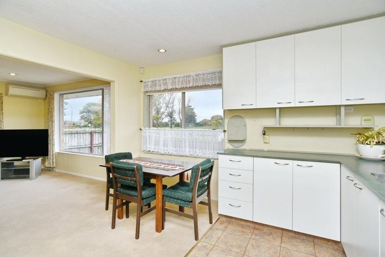 Photo of property in 1/91 Cottonwood Street, Parklands, Christchurch, 8083