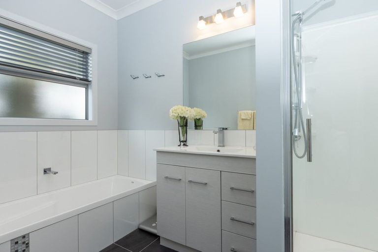 Photo of property in 28a King Street, Taradale, Napier, 4112