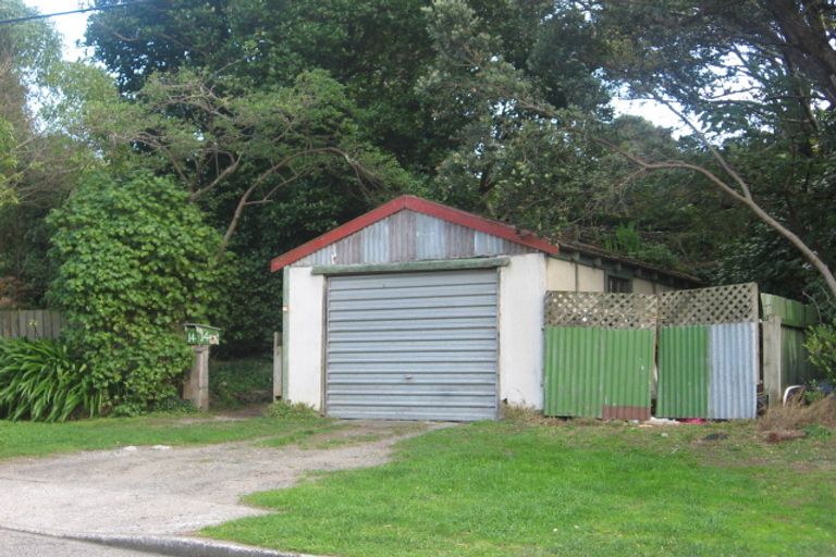 Photo of property in 14 Ames Street, Paekakariki, 5034