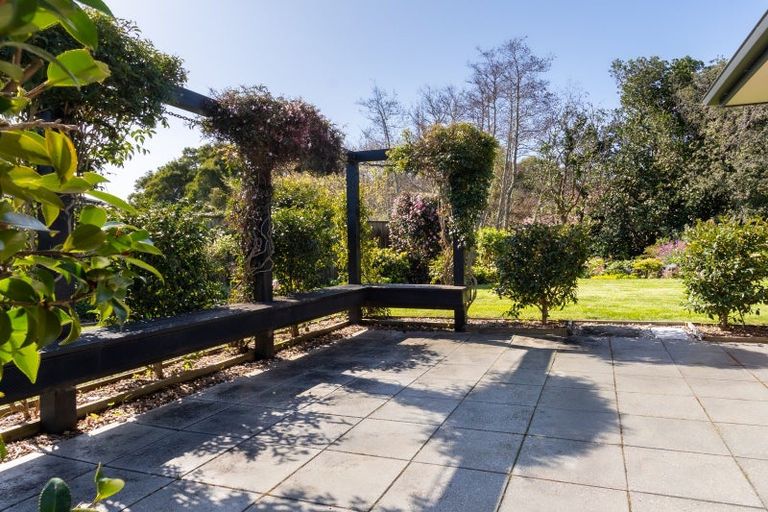 Photo of property in 3 Roydon Lane, Paraparaumu, 5032