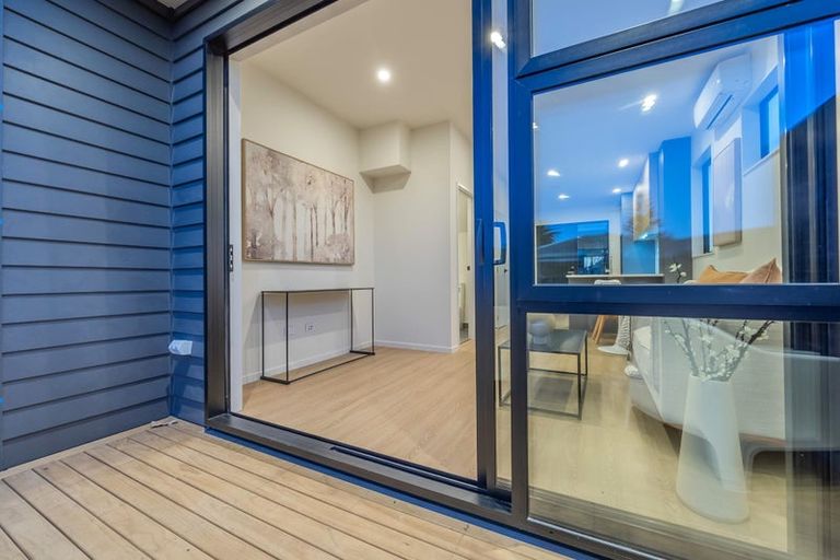 Photo of property in 2/1 Cape Road, Mangere, Auckland, 2022