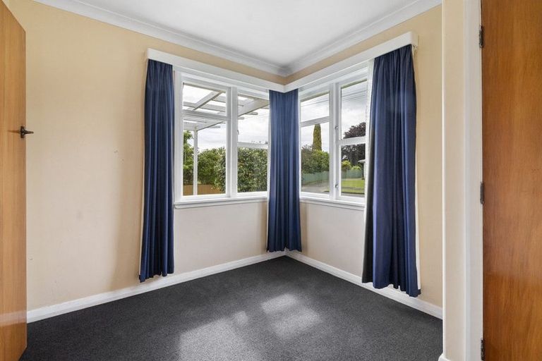Photo of property in 24 Kent Crescent, Awapuni, Palmerston North, 4412