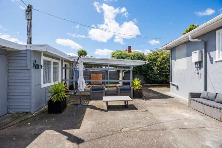 Photo of property in 97 Churchill Avenue, Hokowhitu, Palmerston North, 4410