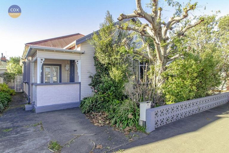 Photo of property in 41 Nelson Crescent, Napier South, Napier, 4110