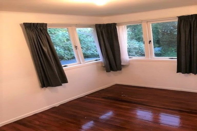 Photo of property in 68a Flanshaw Road, Te Atatu South, Auckland, 0610
