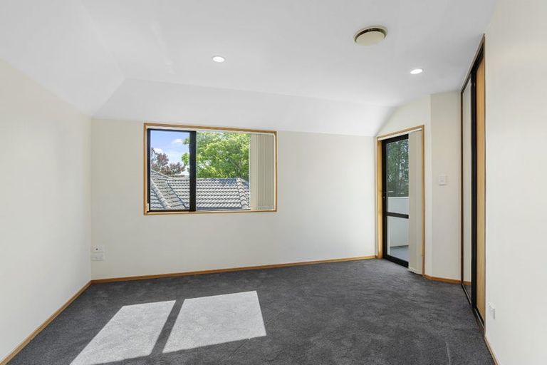 Photo of property in 3a Memorial Avenue, Ilam, Christchurch, 8053