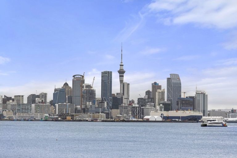 Photo of property in 5 Huia Street, Devonport, Auckland, 0624