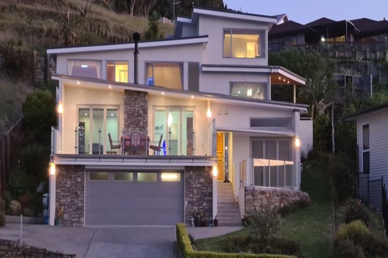 Photo of property in 85 Oteki Park Drive, Welcome Bay, Tauranga, 3112