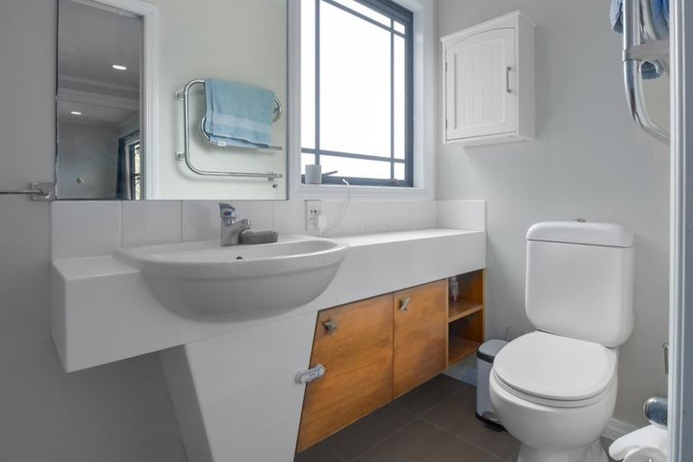 Photo of property in 95a Brightside Road, Stanmore Bay, Whangaparaoa, 0932