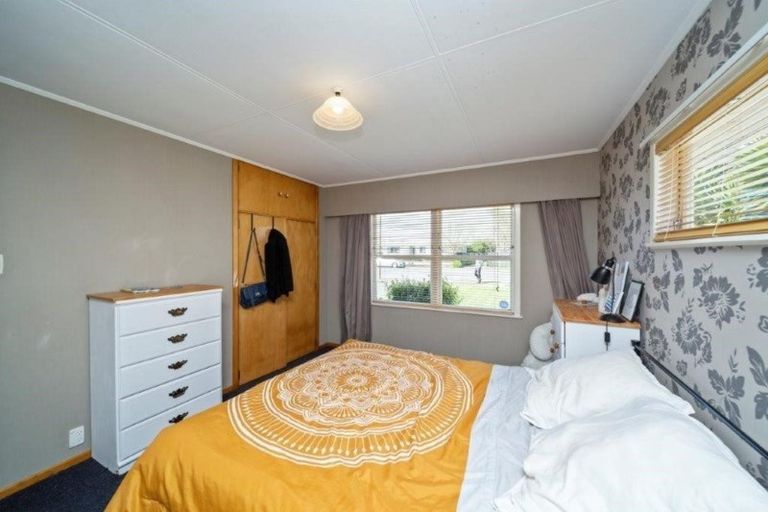 Photo of property in 25 Hunter Street, Hawera, 4610