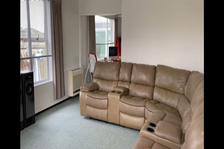 Photo of property in 1/90a Lincoln Road, Hillmorton, Christchurch, 8024