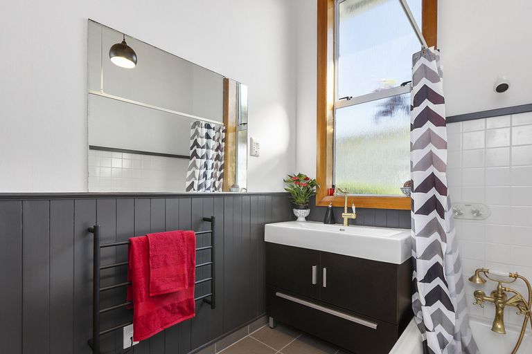 Photo of property in 16 Scoular Street, Maryhill, Dunedin, 9011