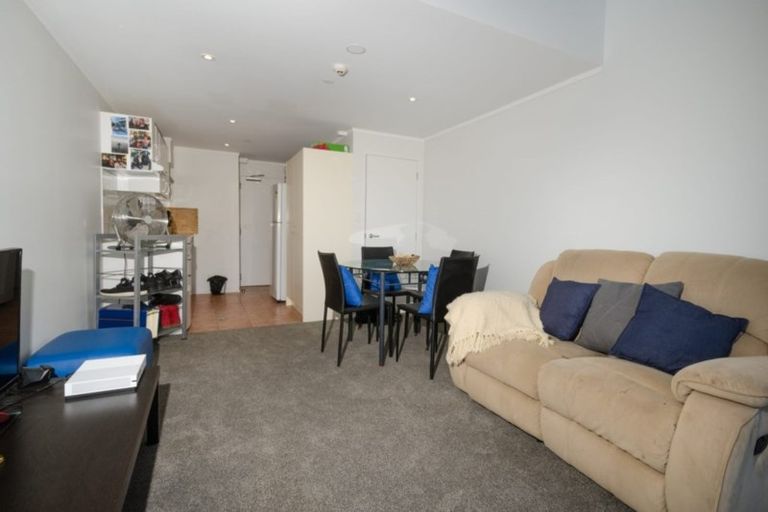 Photo of property in 18b/30 Westward Ho, Glen Eden, Auckland, 0602