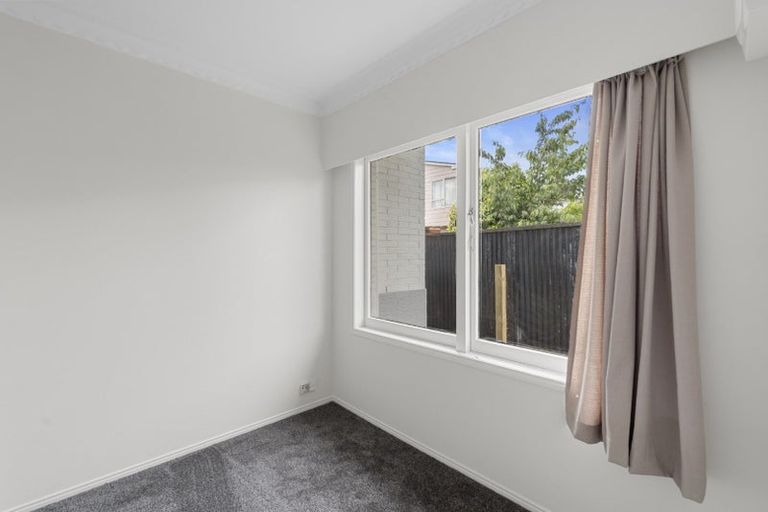 Photo of property in 46 Redoubt Road, Goodwood Heights, Auckland, 2105