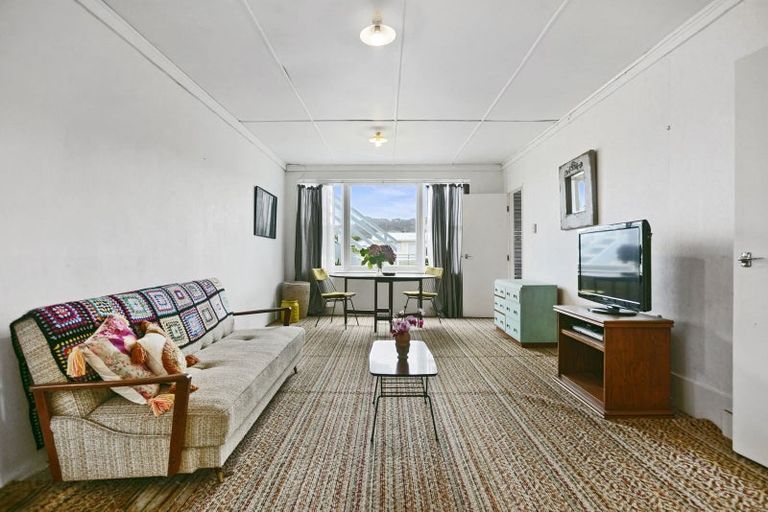 Photo of property in 300a Williamson Road, Whangamata, 3620