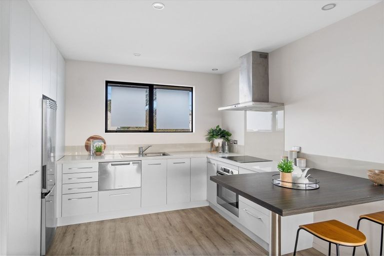 Photo of property in 4/22 Springfield Road, St Albans, Christchurch, 8014