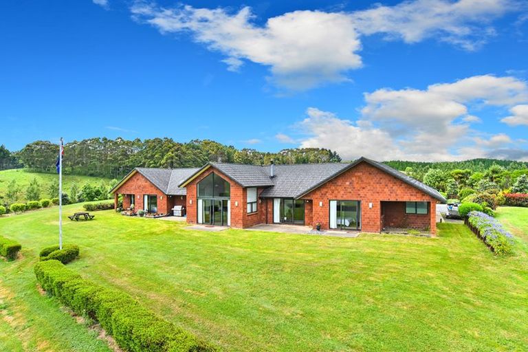 Photo of property in 480 Creightons Road, Clevedon, Papakura, 2582