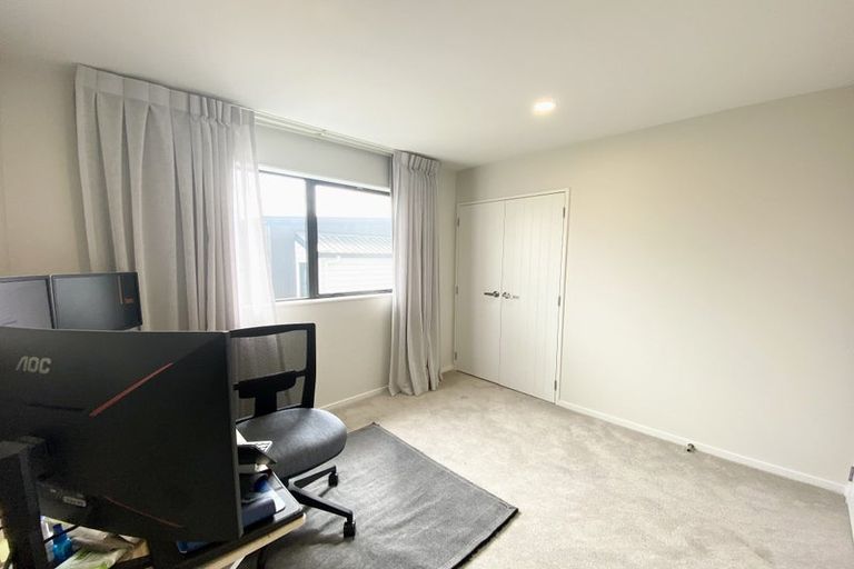 Photo of property in 7 Camp X Place, Whenuapai, Auckland, 0618