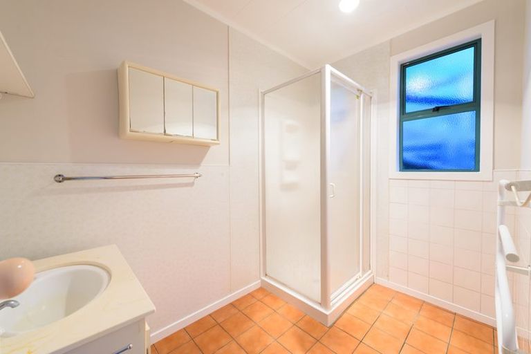 Photo of property in 27 Harbour View Road, Omokoroa, 3114