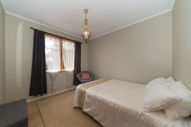 Photo of property in 1 Stoke Place, Awapuni, Palmerston North, 4412